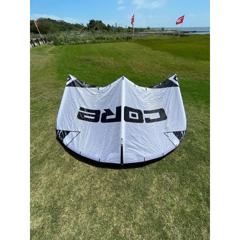 USED Core XR6 Kite-8m-White